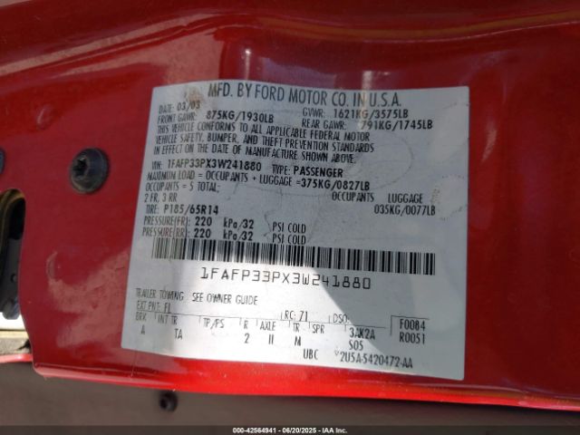 2003 FORD FOCUS 1FAFP33PX3W241880 Photo 8