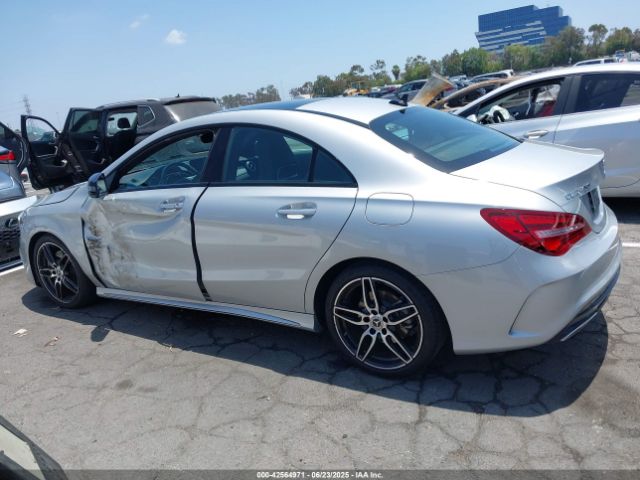 WDDSJ4GB7JN572567 Mercedes-Benz CLA-Class