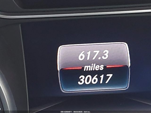 WDDSJ4GB7JN572567 Mercedes-Benz CLA-Class