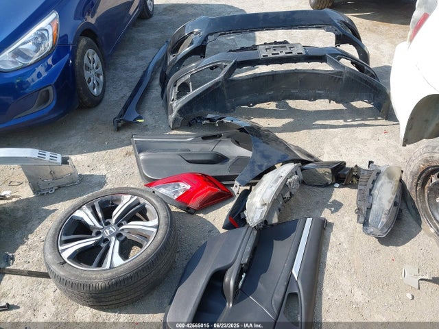 Honda l15b7 2017 19XFC1F93HE207045 Image 12