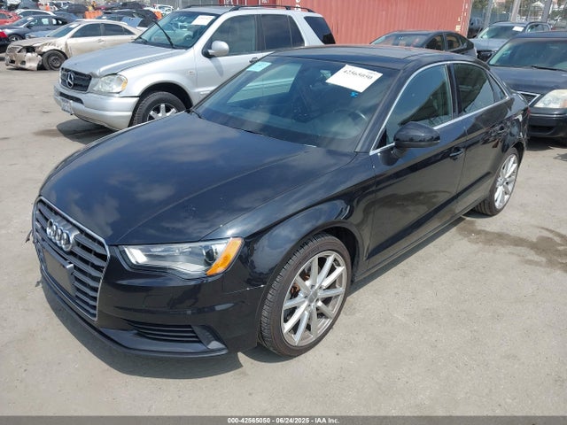 Audi 2015 2015 WAUCCGFF0F1014716 Image 2
