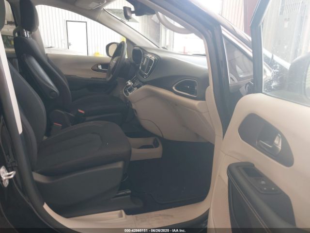 2C4RC1CG3RR171745 Chrysler 2024