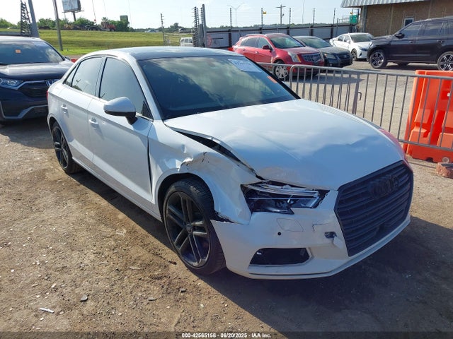2020 AUDI A3 WAUAUGFF6LA030676 Photo 0