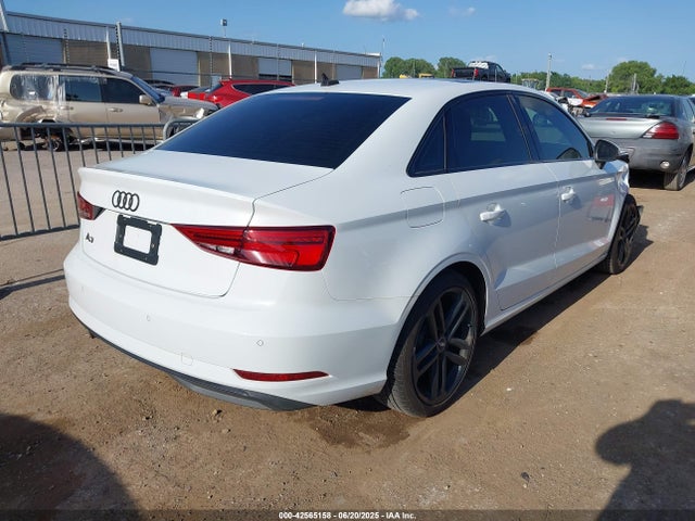 2020 AUDI A3 WAUAUGFF6LA030676 Photo 3