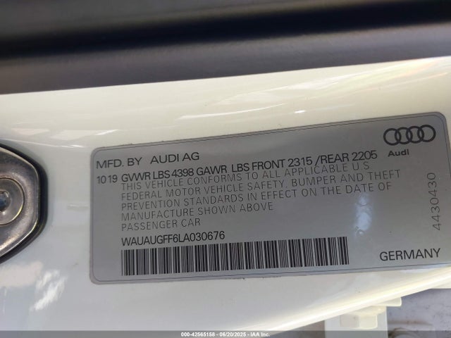 2020 AUDI A3 WAUAUGFF6LA030676 Photo 8