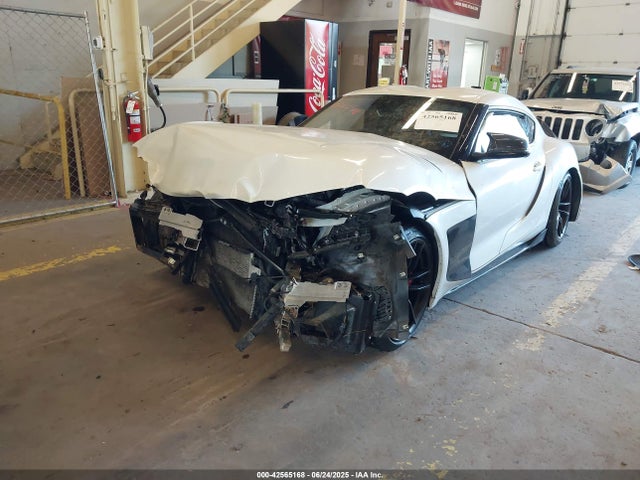 Toyota Supra 2020 WZ1DB4C00LW024252 Image 2