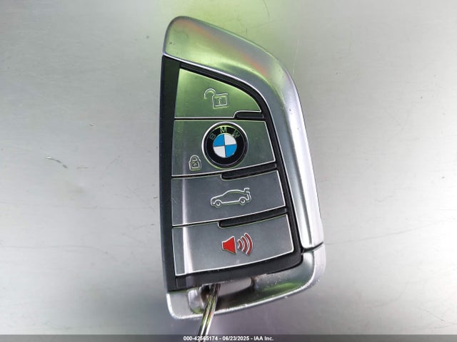 BMW 530e 2019 WBAJA9C5XKB399159 Image 11