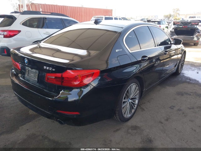 BMW 530e 2019 WBAJA9C5XKB399159 Image 4