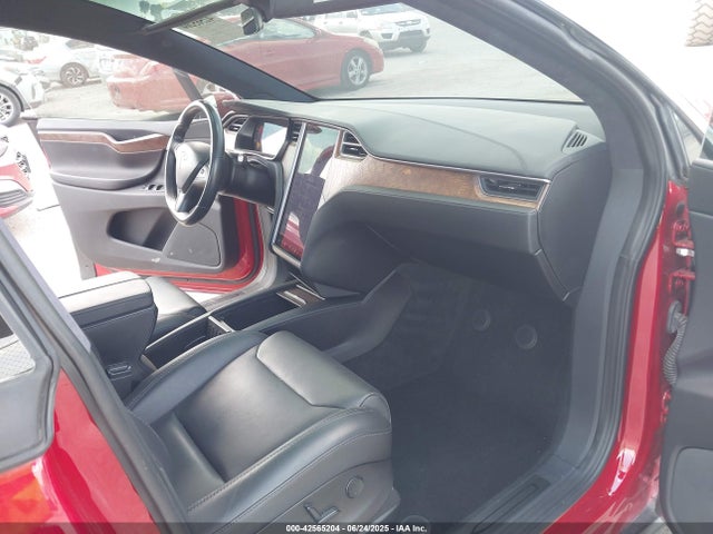 2018 TESLA MODEL X 5YJXCBE29JF123231 Photo 4