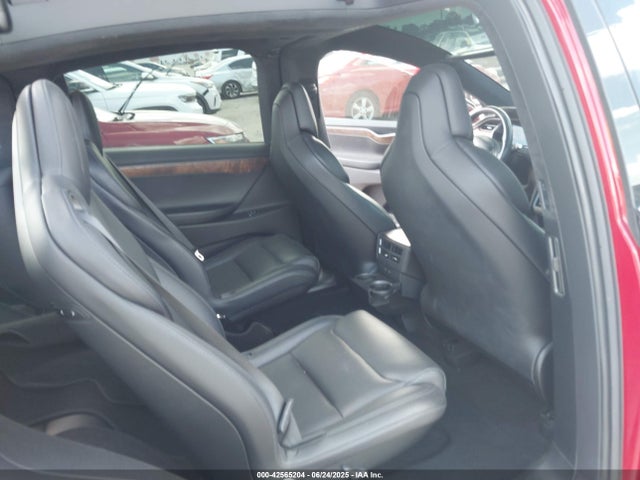 2018 TESLA MODEL X 5YJXCBE29JF123231 Photo 7