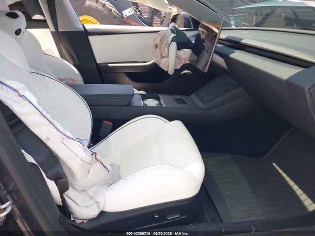2024 TESLA MODEL 3 5YJ3E1ET9RF836900 Photo 4