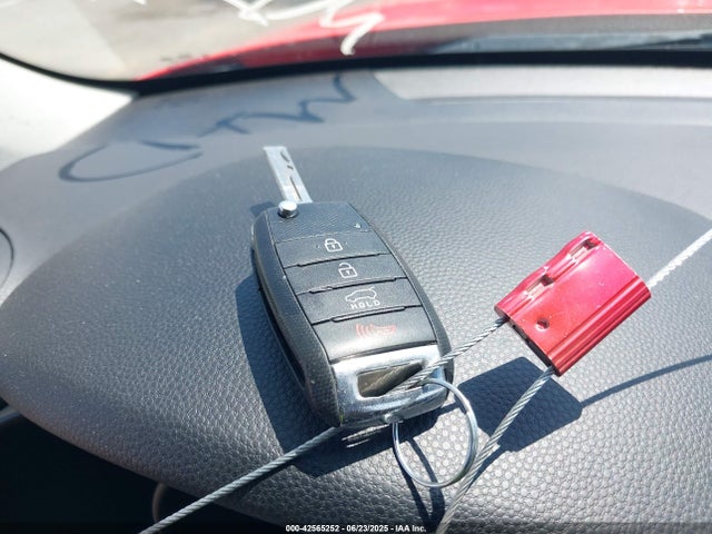 KIA dohc gdi nu 2015 KNDJP3A53F7772083 Image 11
