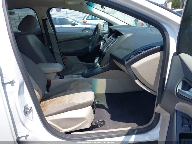 1FADP3K21EL414252 Ford 2014