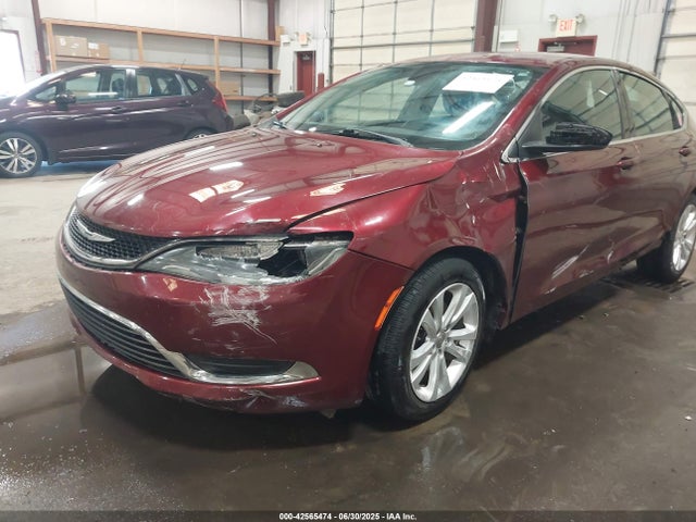 1C3CCCAB0FN710893 Chrysler 2015