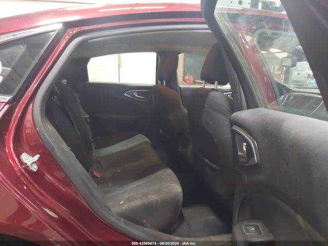 1C3CCCAB0FN710893 Chrysler 2015