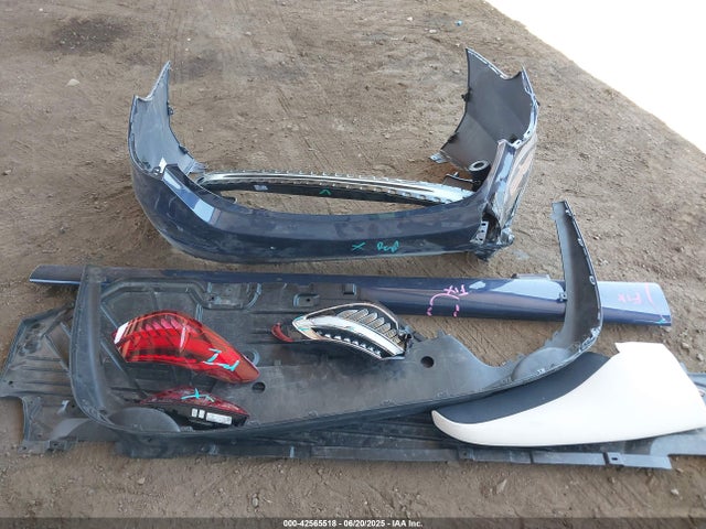 W1KAF4GB3SR257529 Mercedes-Benz m254