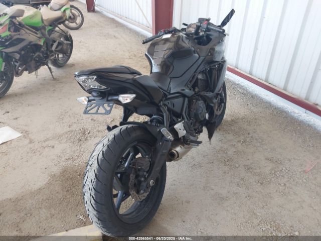 2017 KAWASAKI EX650 JKAEXEK15HDA04230 Photo 3