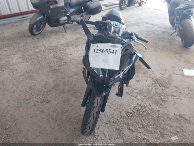 2017 KAWASAKI EX650 JKAEXEK15HDA04230 Photo 4