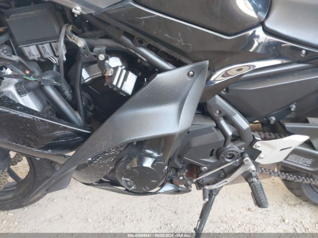 2017 KAWASAKI EX650 JKAEXEK15HDA04230 Photo 8