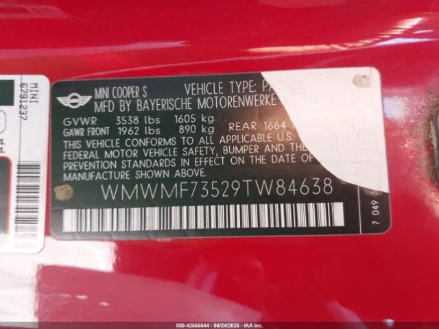 2009 MINI COOPER S WMWMF73529TW84638 Photo 8