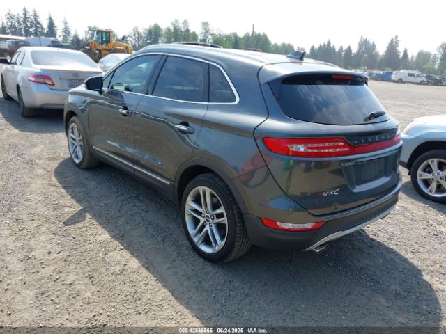 2019 LINCOLN MKC 5LMTJ3DH8KUL13426 Photo 2
