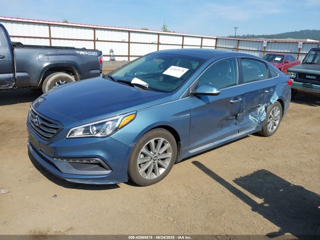 Hyundai 2017 2017 5NPE34AF0HH455386 Image 2