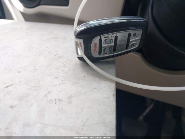 2021 CHRYSLER VOYAGER 2C4RC1DG9MR537618 Photo 10