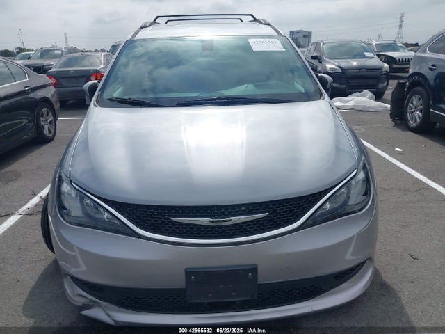 Chrysler 2021 2021 2C4RC1DG9MR537618 Image 12