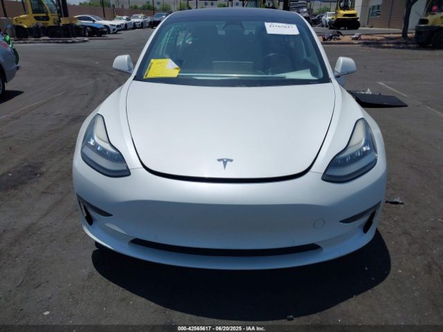 2018 TESLA MODEL 3 5YJ3E1EAXJF164834 Photo 9