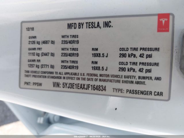 2018 TESLA MODEL 3 5YJ3E1EAXJF164834 Photo 8