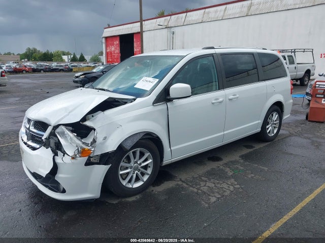2C4RDGCG6JR273061 Dodge Grand Caravan