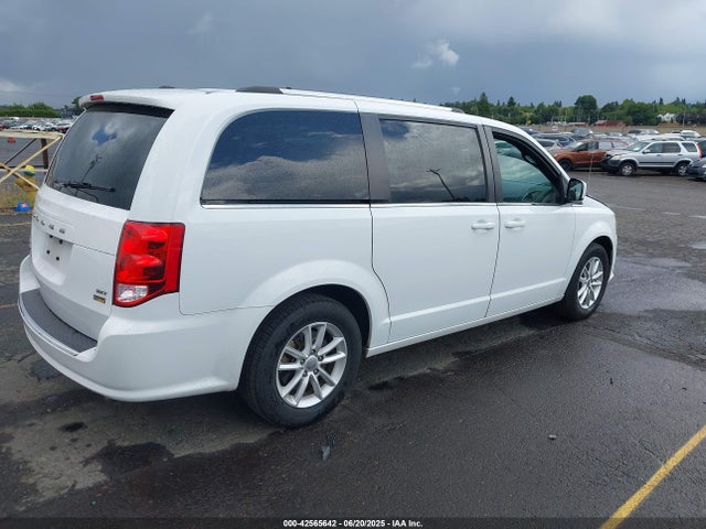 2C4RDGCG6JR273061 Dodge Grand Caravan