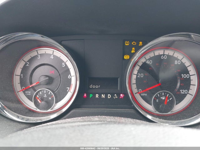 2C4RDGCG6JR273061 Dodge Grand Caravan
