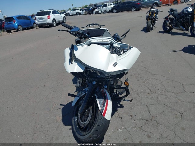 2018 HARLEY-DAVIDSON FLTRXSE 1HD1TCL13JB955431 Photo 4