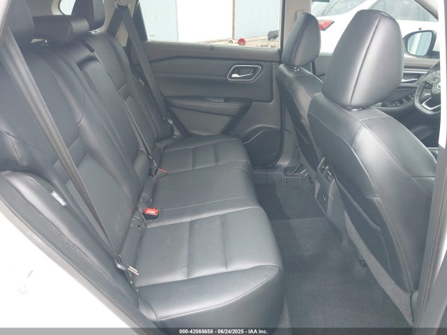 5N1AT3BA7MC785510 Nissan Rogue