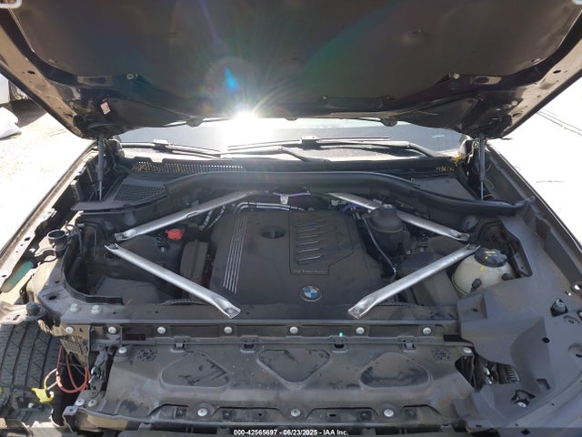5UXCW2C08M9H90573 BMW X7