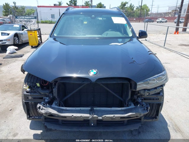 5UXCW2C08M9H90573 BMW X7