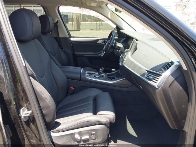 5UXCW2C08M9H90573 BMW X7