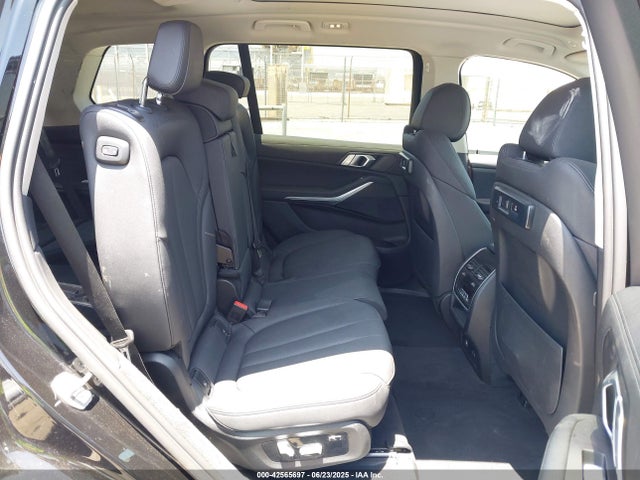 5UXCW2C08M9H90573 BMW X7