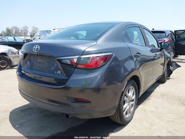 3MYDLBYV3JY300449 Toyota p5v