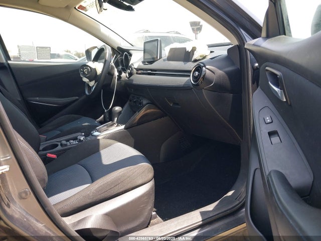 3MYDLBYV3JY300449 Toyota p5v