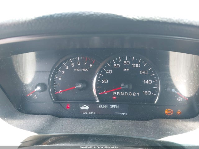 2010 CADILLAC DTS 1G6KD5EY1AU118399 Photo 6