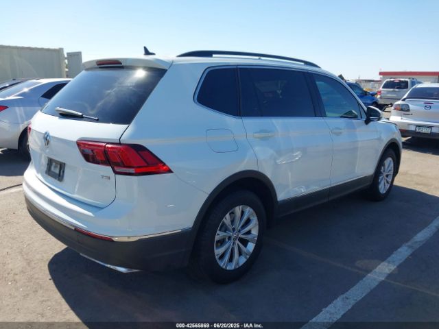 3VV3B7AX4JM156909 Volkswagen 2018