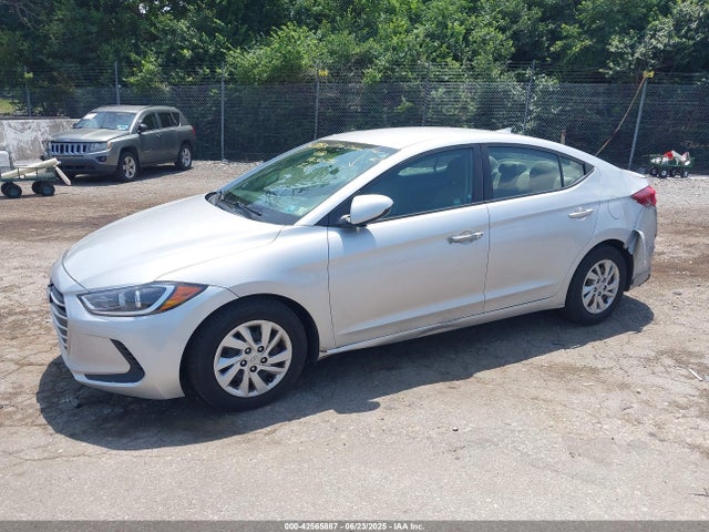 KMHD74LFXHU325792 Hyundai Elantra