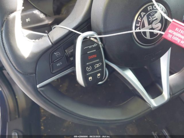 2018 ALFA ROMEO GIULIA ZARFAEEN4J7568436 Photo 10