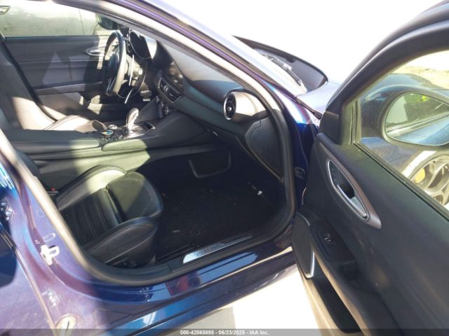 2018 ALFA ROMEO GIULIA ZARFAEEN4J7568436 Photo 4