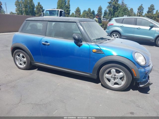 2011 MINI COOPER WMWSU3C50BT252819
