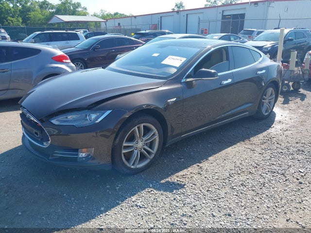 2013 TESLA MODEL S 5YJSA1DN6DFP03367 Photo 1
