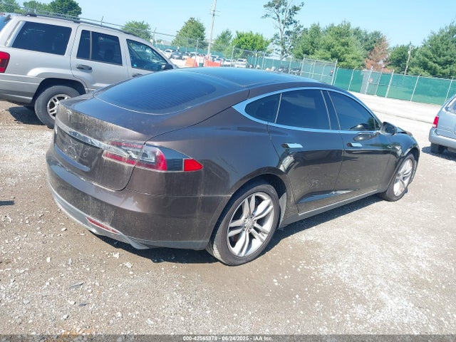 2013 TESLA MODEL S 5YJSA1DN6DFP03367 Photo 3