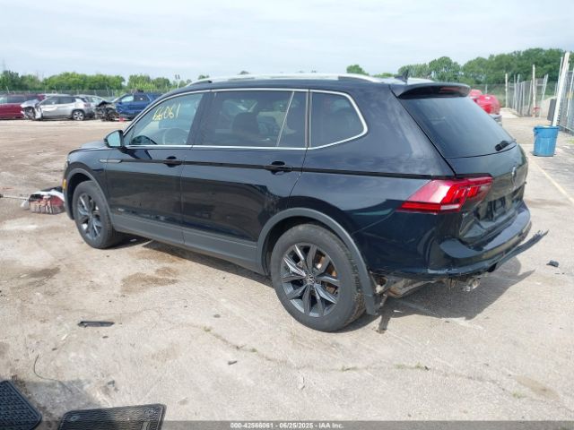2023 VOLKSWAGEN TIGUAN 3VVMB7AXXPM003447 Photo 2